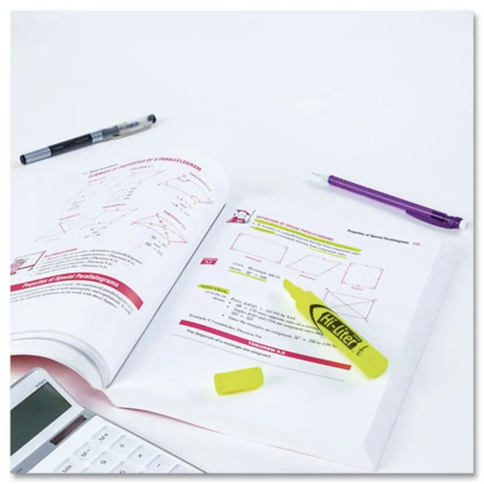 Avery HI-LITER Desk-Style Chisel Tip Highlighters - Fluorescent Yellow Ink/Black Barrel (200/Box)