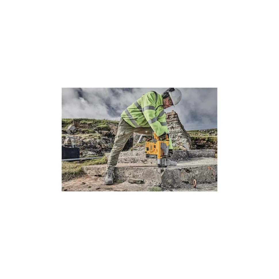 Dewalt 20V MAX XR Brushless Cordless 1-1/8 in. L-Shape SDS PLUS Rotary Hammer Kit with On Board Extractor (6 Ah)