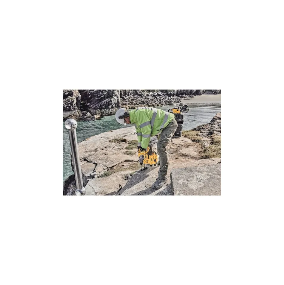 Dewalt 20V MAX XR Brushless Cordless 1-1/8 in. L-Shape SDS PLUS Rotary Hammer Kit with On Board Extractor (6 Ah)