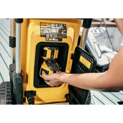 Dewalt 2X20V MAX 1600 PSI Brushless Cordless Pressure Washer Kit with FLEXVOLT (12 Ah)