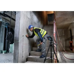 Factory Reconditioned Bosch Green-Beam Self-Leveling Cross-Line Laser