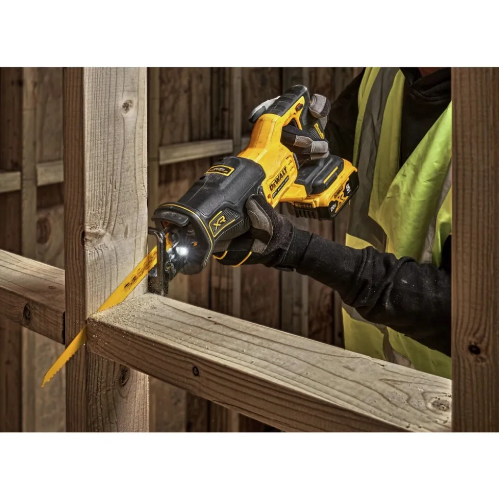 Factory Reconditioned Dewalt 20V MAX XR Brushless Lithium-Ion 4-Tool Combo Kit (1.7 Ah/5 Ah)