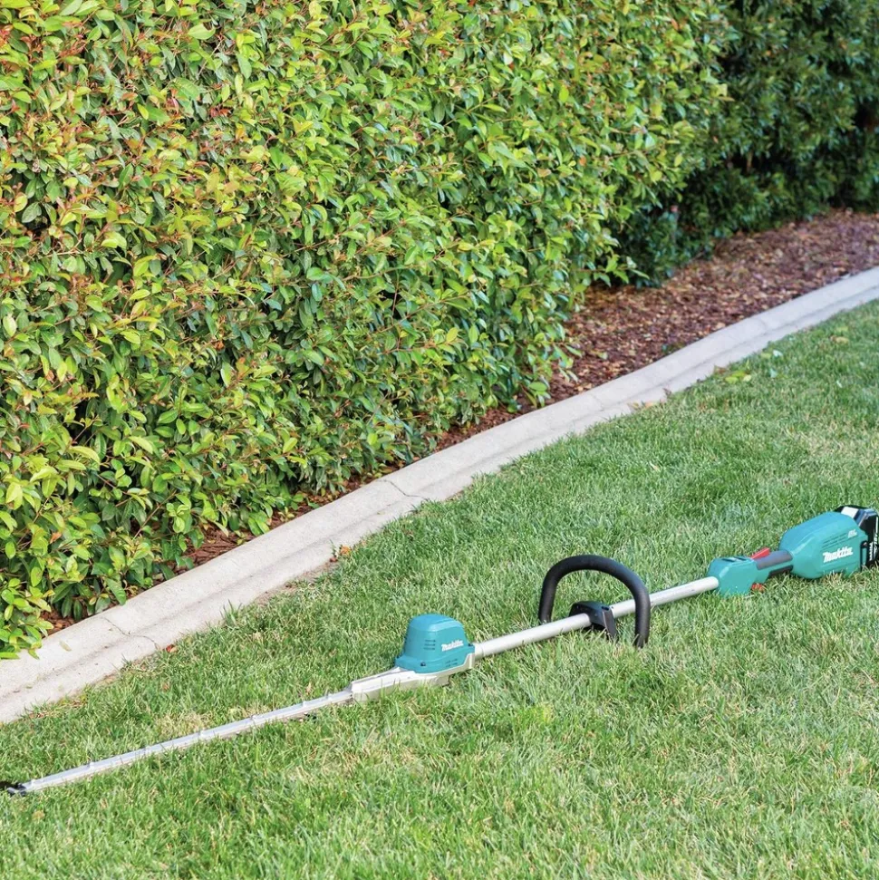 Factory Reconditioned Makita 18V LXT Brushless Lithium-Ion 24 in. Cordless Pole Hedge Trimmer Kit (5 Ah)