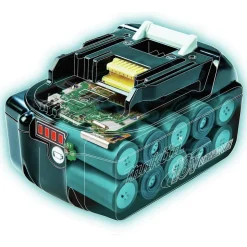 Makita 18V LXT Lithium-Ion Battery and Rapid Optimum Charger Starter Pack (4 Ah)