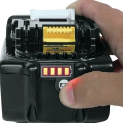 Makita 18V LXT Lithium-Ion Battery and Rapid Optimum Charger Starter Pack (4 Ah)