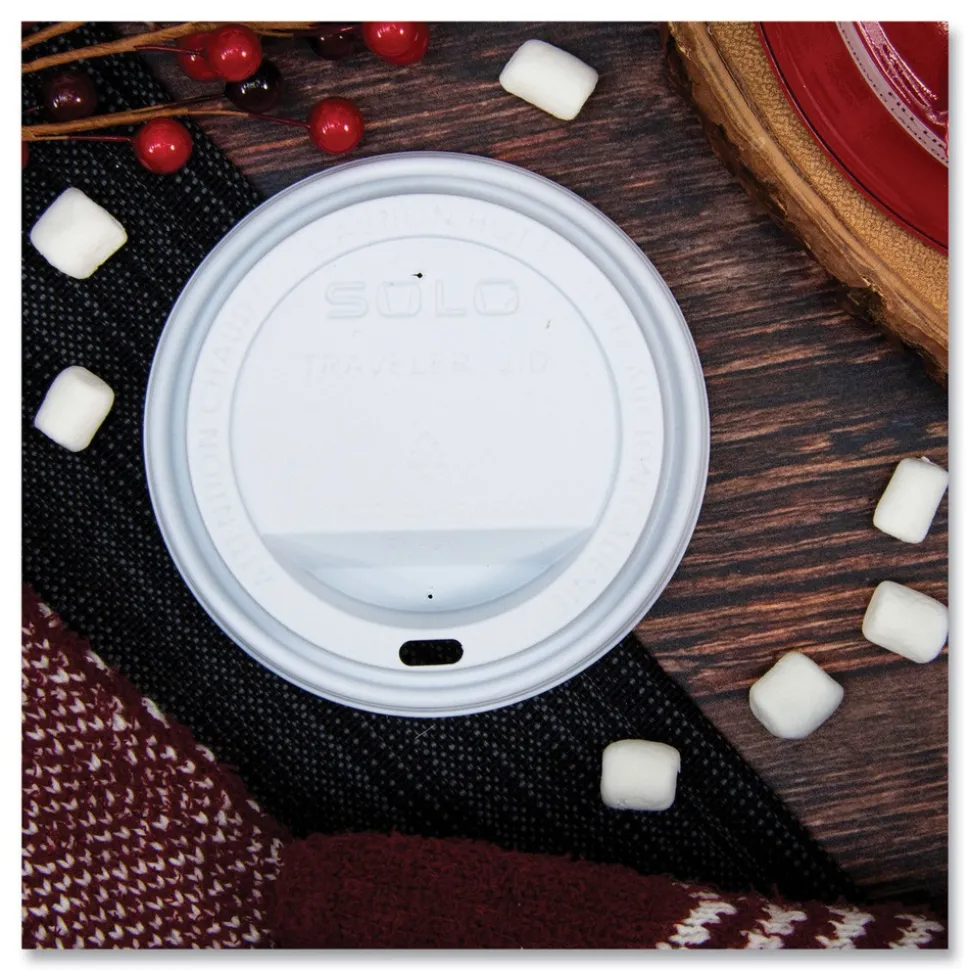 SOLO Traveler Cappuccino Style Dome Lid for 10 oz. to 24 oz. Cups - White (100/Pack, 10 Packs/Carton)