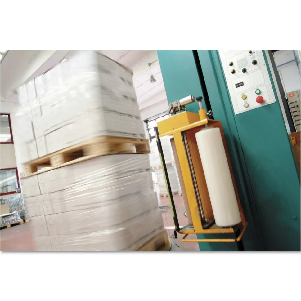 Universal 20 in. x 5000 ft. 20.3 micron Machine Stretch Film - Clear (1 Roll)