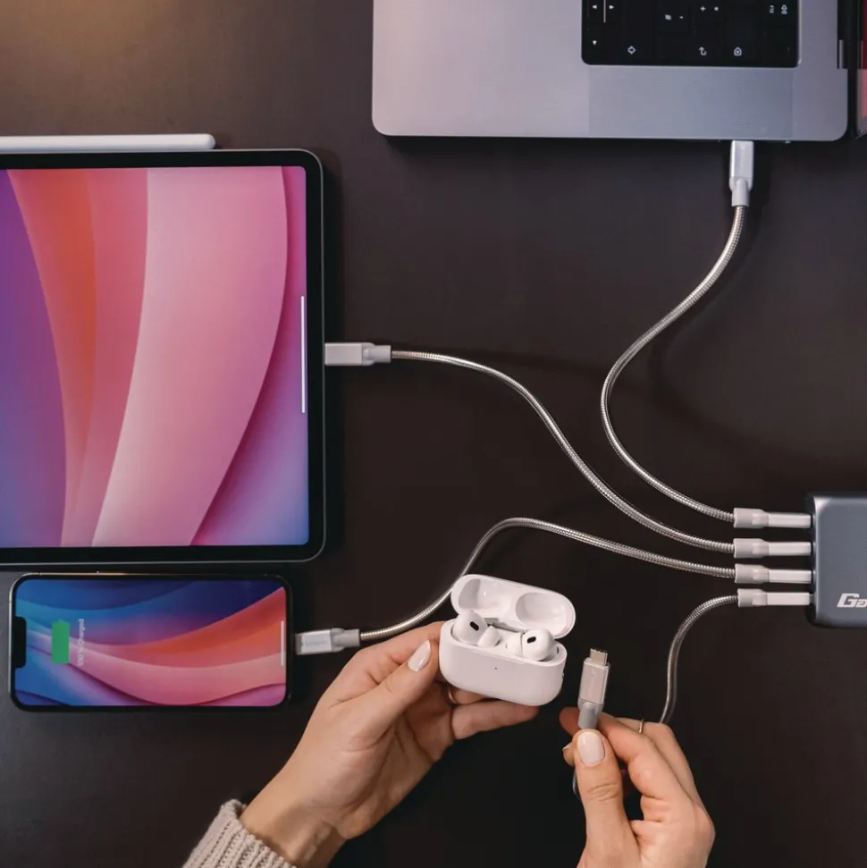Verbatim 140 W 4-Port GaN Wall Charger - Black/Gray